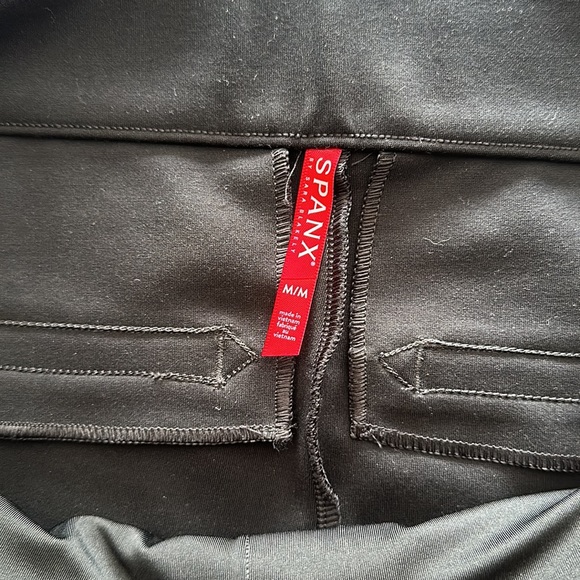 SPANX The Perfect Pant - Picture 4 of 7